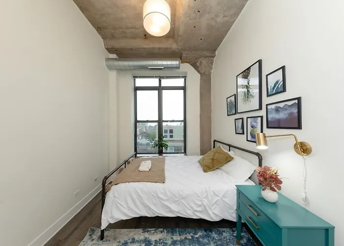 Family Friendly 2br South Loop With Optional Parking And Gym Access Sleeps Up To 8 Near Mccormick Place And Soldier Field