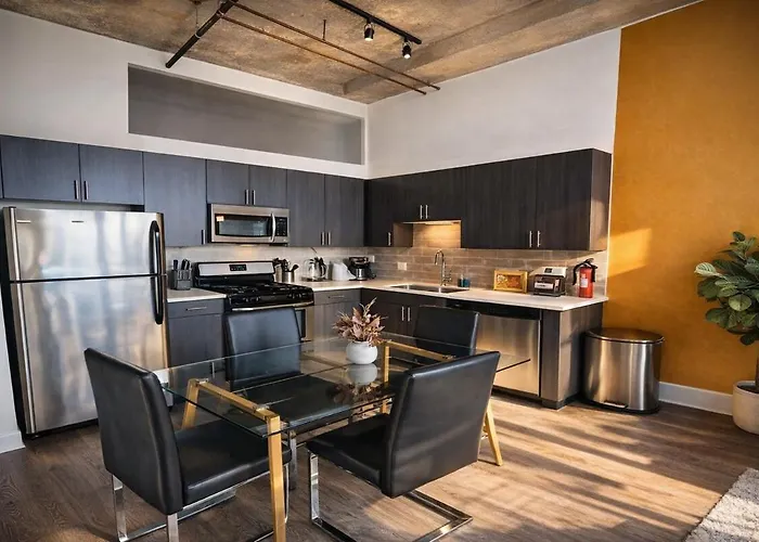 Family Friendly 2br South Loop With Optional Parking And Gym Access Sleeps Up To 8 Near Mccormick Place And Soldier Field Chicago