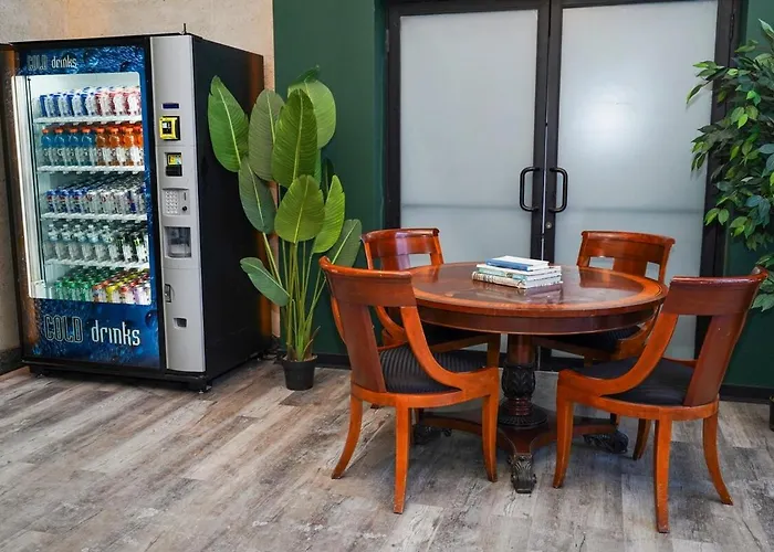 Family Friendly 2br South Loop With Optional Parking And Gym Access Sleeps Up To 8 Near Mccormick Place And Soldier Field Chicago