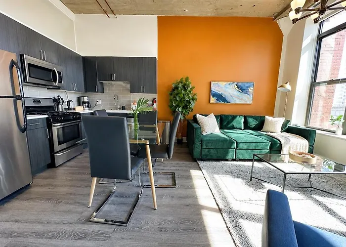 Family Friendly 2br South Loop With Optional Parking And Gym Access Sleeps Up To 8 Near Mccormick Place And Soldier Field *